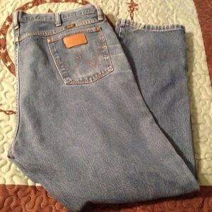 Men's Wranglers 44x32